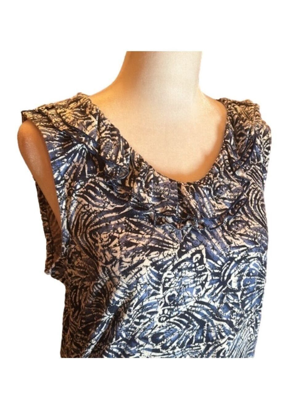 CHRISTOPHER & BANKS Blue & White Ruffle Neckline Tank Top Size M